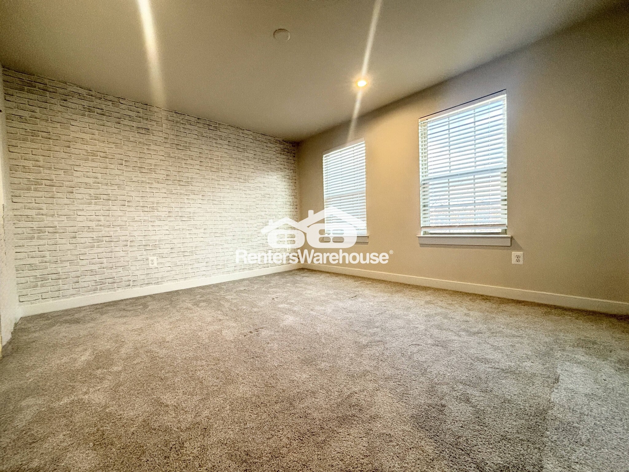 Building Photo - 2471 Vineyard Spgs Wy