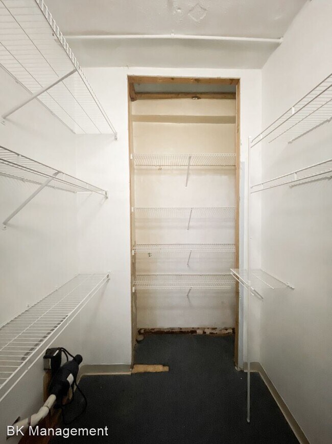 Building Photo - 2 br, 2.5 bath House - 509 Columbia Street