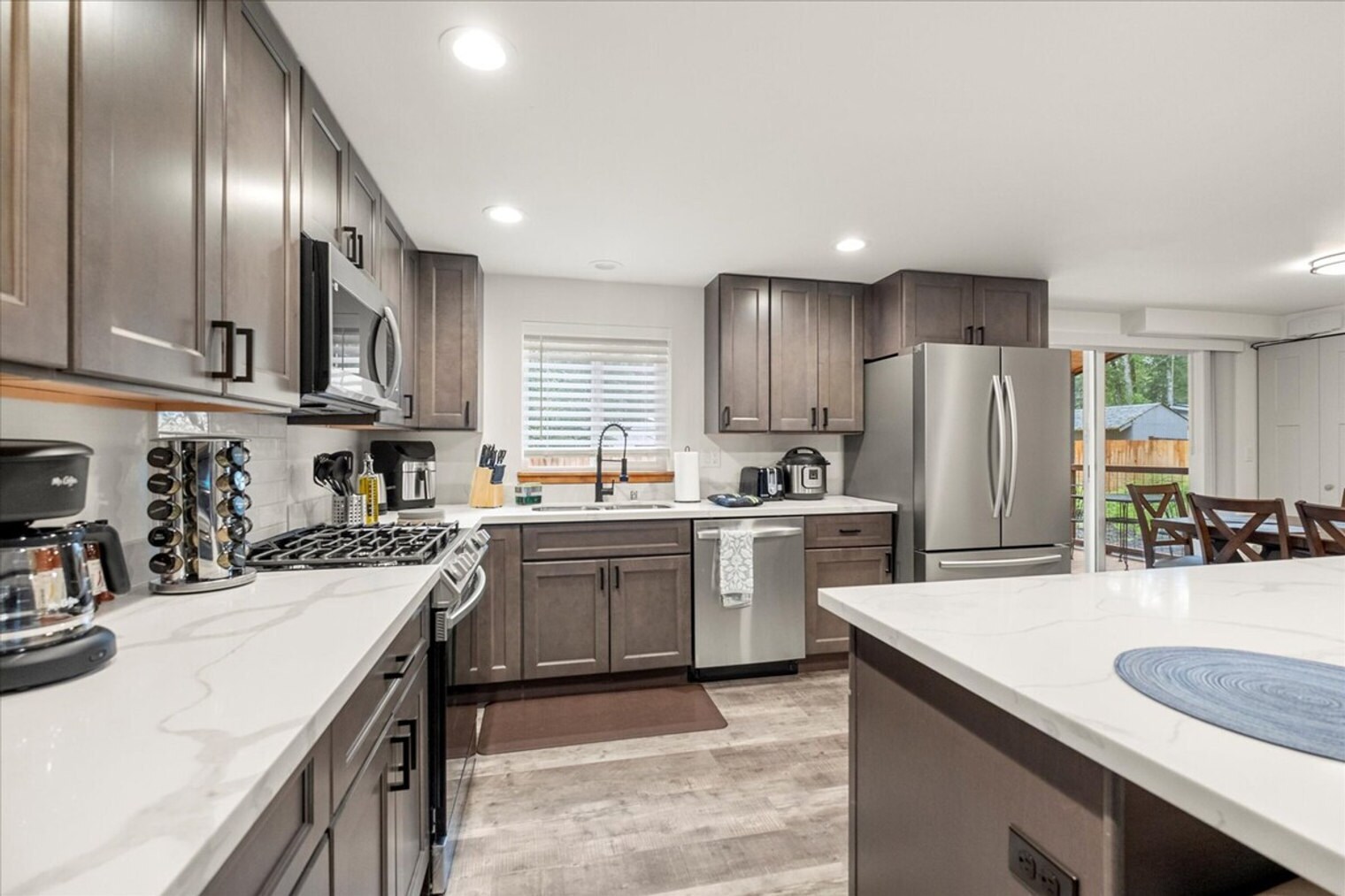 Building Photo - 308 Paradise Dr