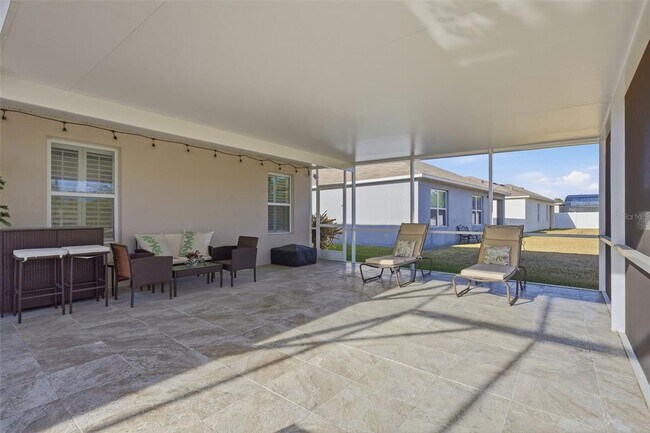 Building Photo - 525 Stowers Dr