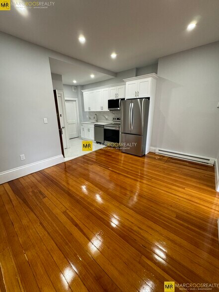 Building Photo - 474 Commonwealth Avenue