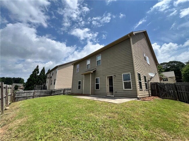 Building Photo - 3522 Fallen Oak Dr