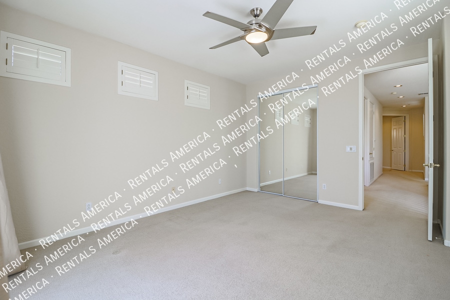 Building Photo - 20802 N Grayhawk Dr