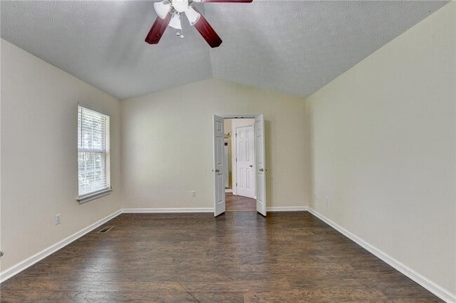 Building Photo - 3380 McClure Woods Dr