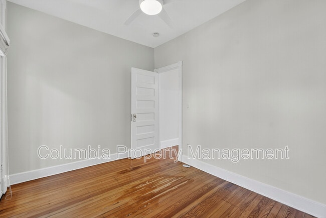 Building Photo - 1427 Monroe St NW