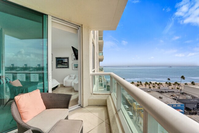 Building Photo - 101 S Fort Lauderdale Beach Blvd