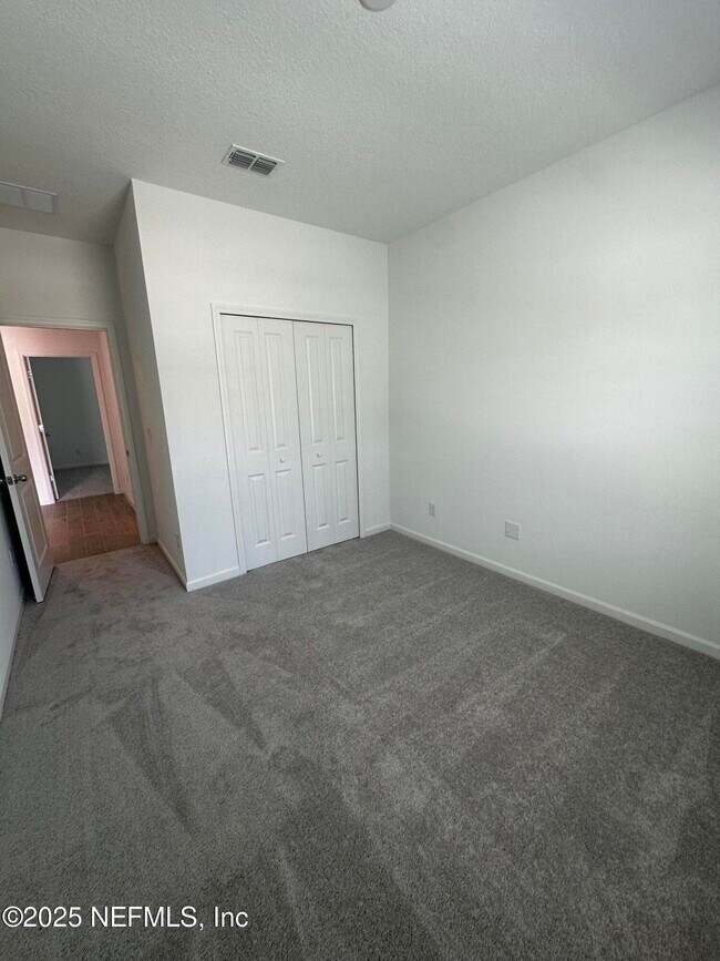 Building Photo - 235 Simonson Run