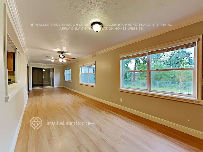 Building Photo - 7160 NW 21st St