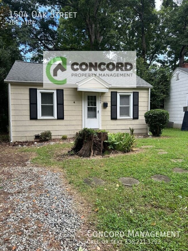 Primary Photo - 1504 Oak St