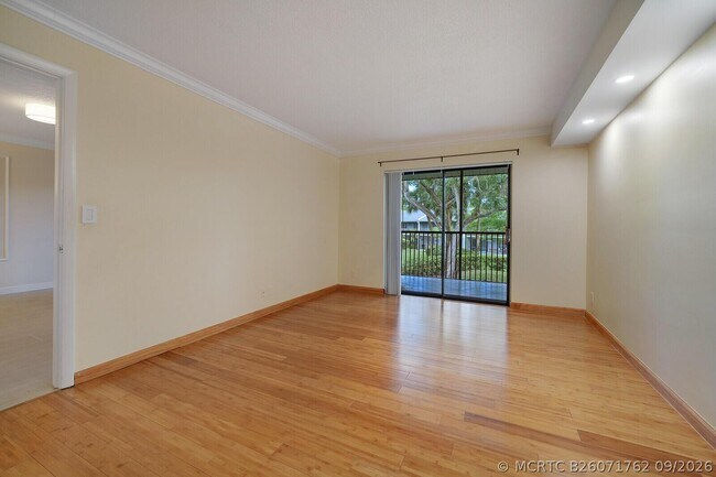 Building Photo - 1284 S Military Trail