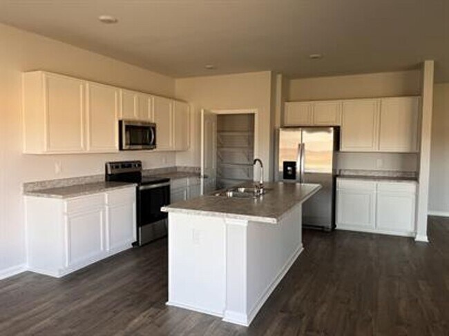 Building Photo - 119 Arctic Fox Trl