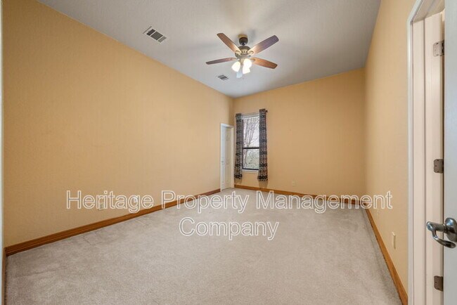 Building Photo - 2162 River Way