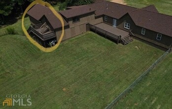 Building Photo - 741 Rosemont Rd