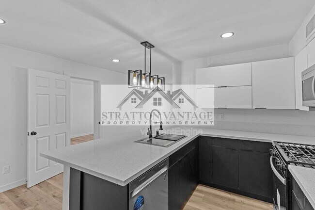 Building Photo - 7428 E Carol Cir