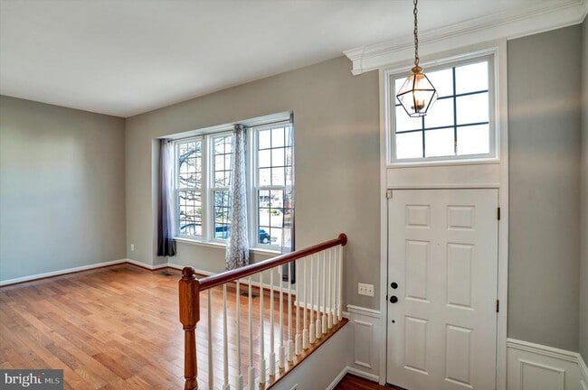 Building Photo - 43787 Virginia Manor Terrace