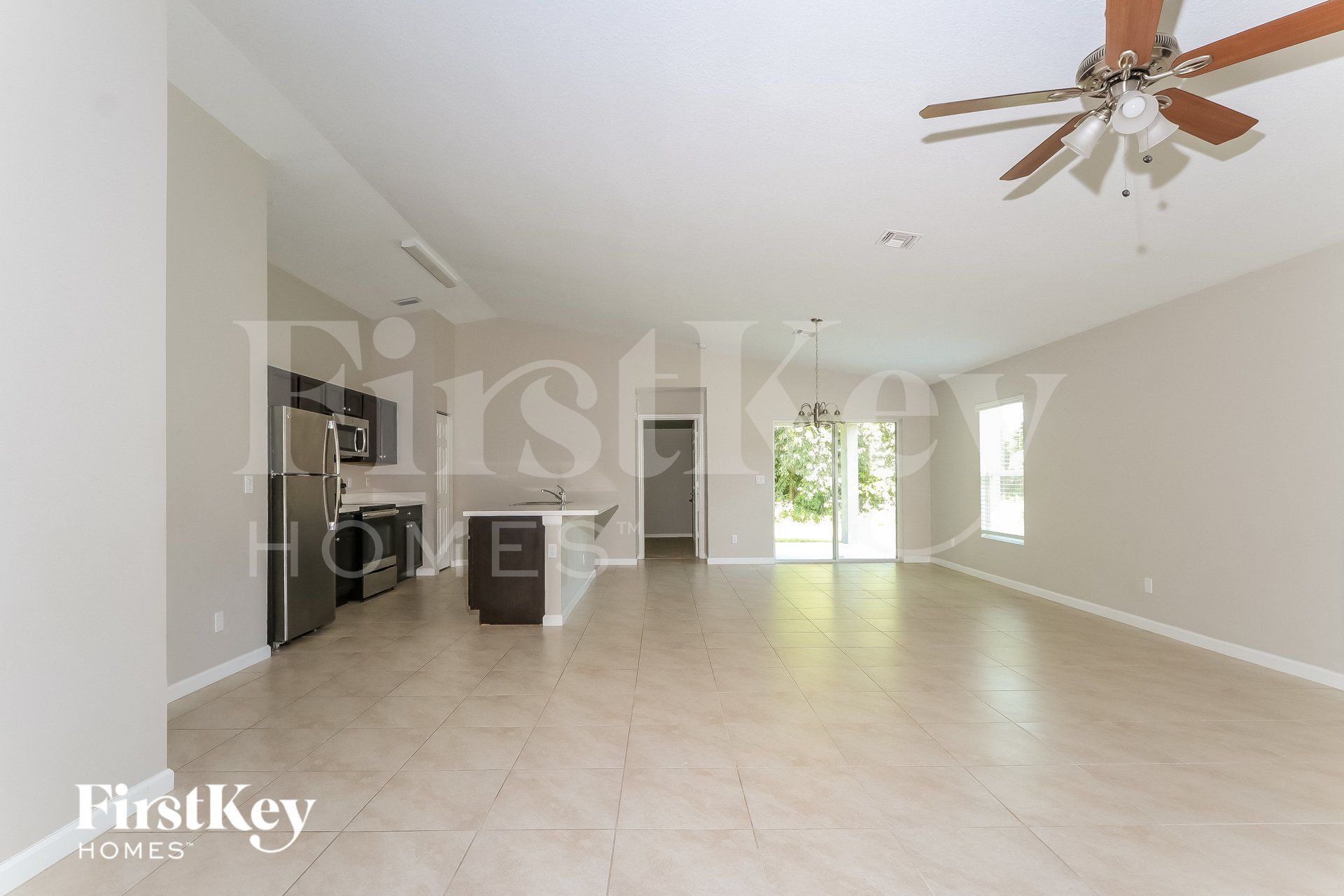 Building Photo - 3765 SW Darby Ln