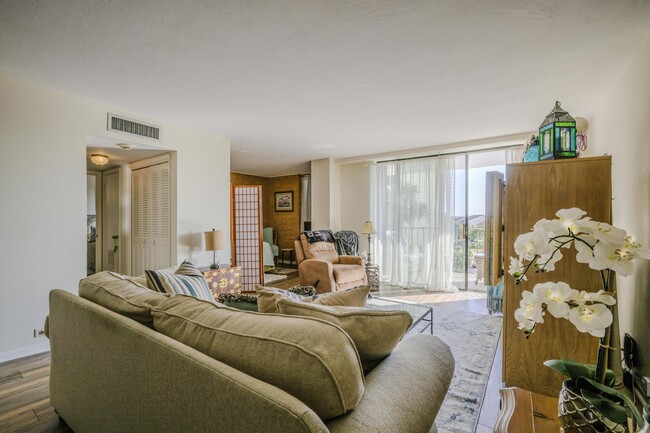 Building Photo - 1200 Marine Way