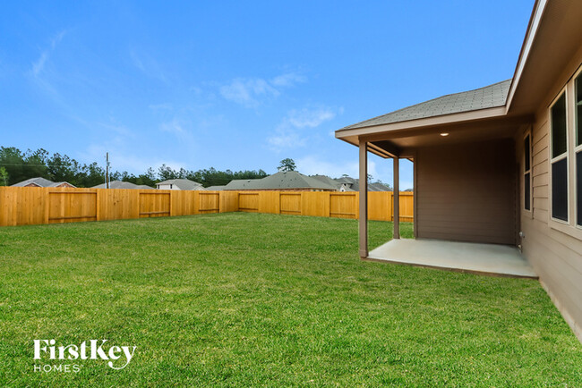 Building Photo - 26015 Babe Ruth Dr