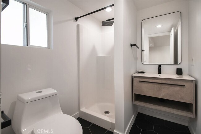 Building Photo - 22539 Dolorosa St