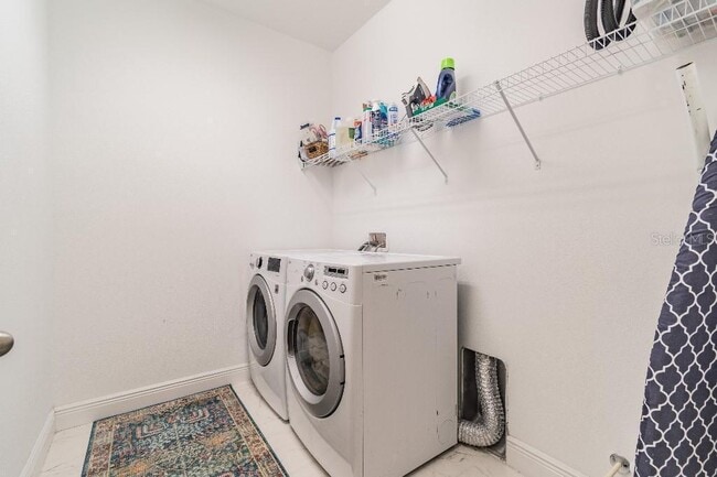 Building Photo - 4528 Chinkapin Dr