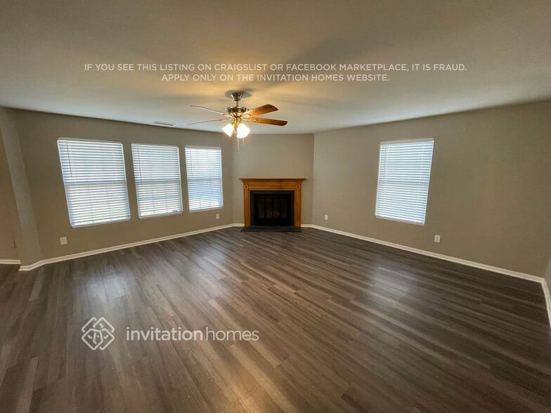 Building Photo - 1628 Bray Dr