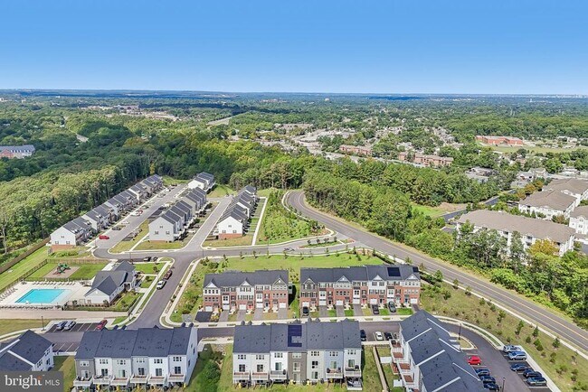 Building Photo - 158 Woodgate Cir