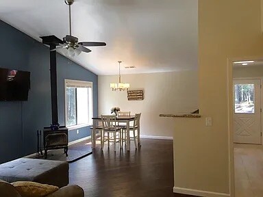 Building Photo - 770 Lovers Leap Rd