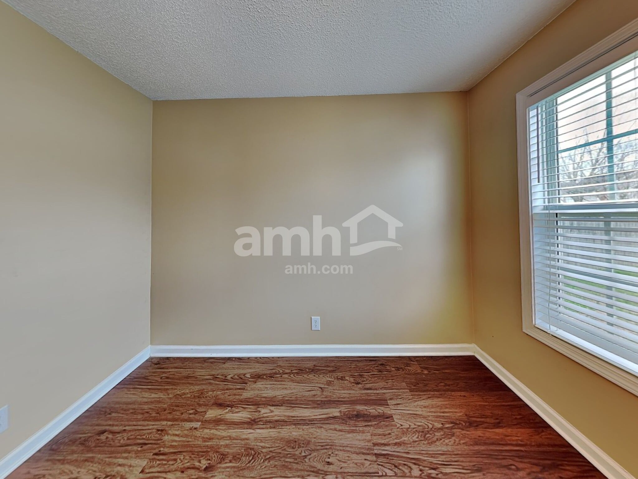 Building Photo - 3676 S Naples Ct