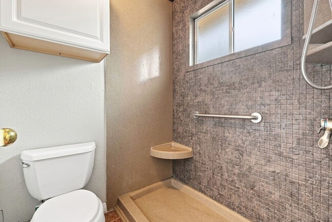 Building Photo - 15706 Cavendish Dr