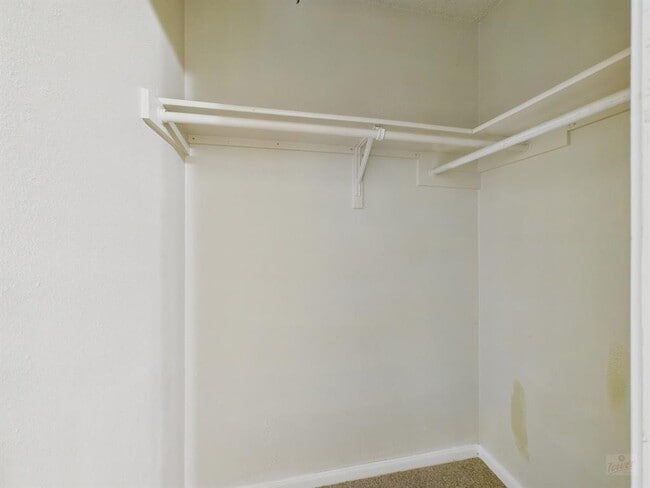 Building Photo - 14405 Tiffer Ln