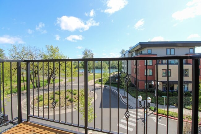 Building Photo - Osprey Point