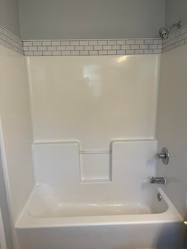 Building Photo - 7482 Autumn Trace Blvd