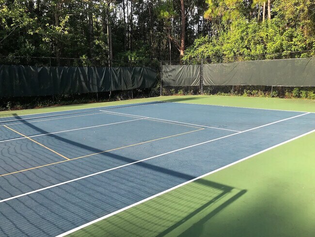 Building Photo - 3567 Conroy Rd