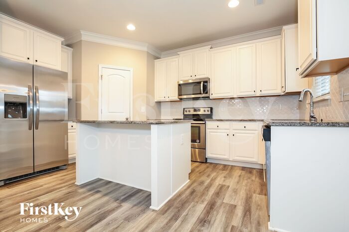 Building Photo - 5390 Holbein Gate Rd