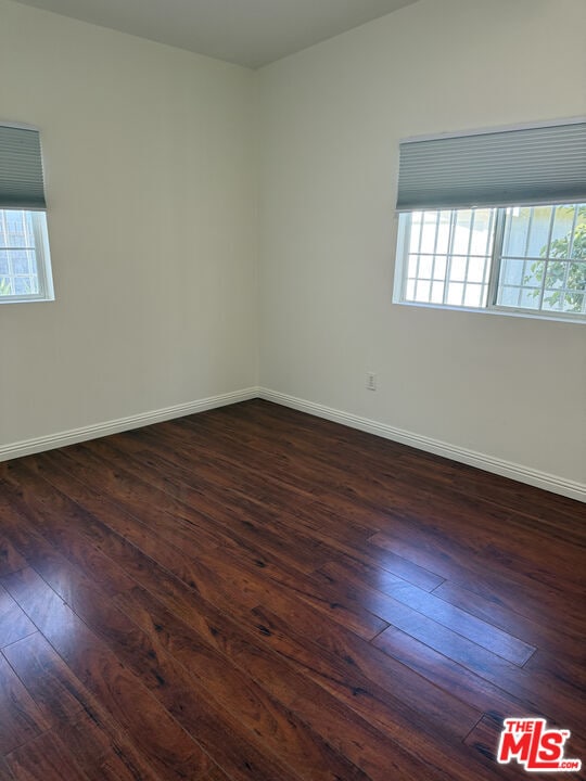 Building Photo - 153 S Gramercy Pl