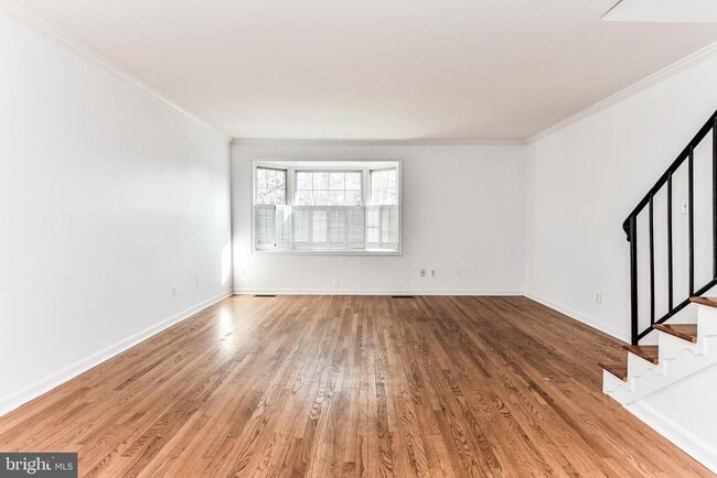 Building Photo - 1460 N Quinn St