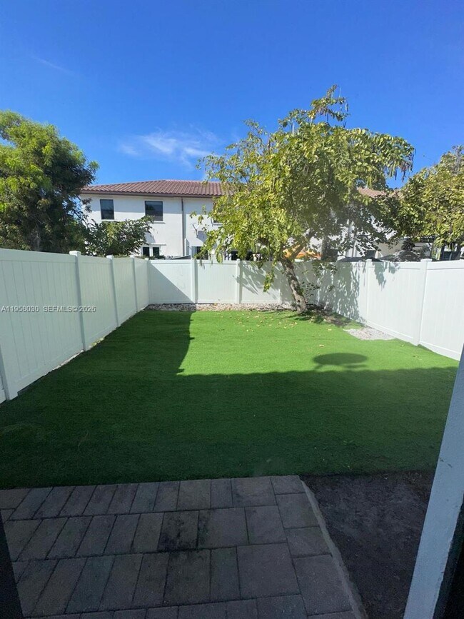 Building Photo - 3393 W 90th St