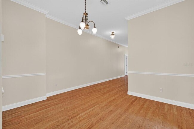 Building Photo - 6827 S Trask St