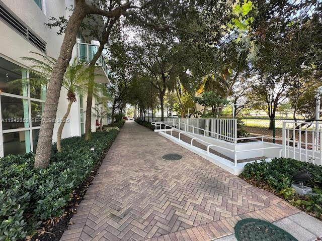 Building Photo - 41 SE 5th St