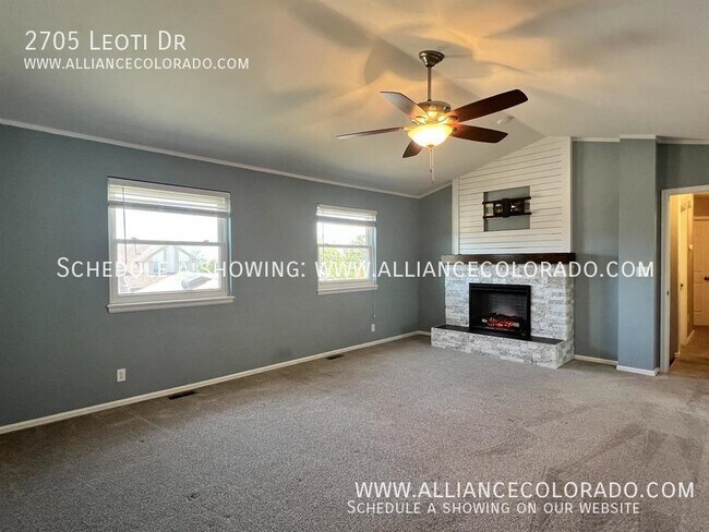 Building Photo - 2705 Leoti Dr