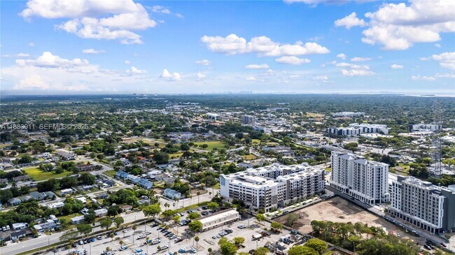 Building Photo - 18395 SW 103rd Ct