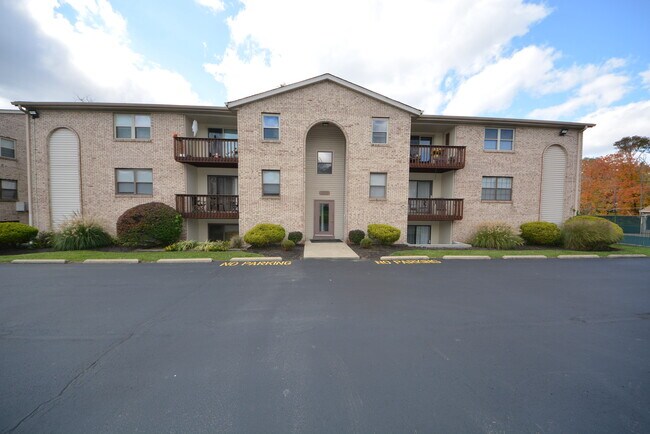 Primary Photo - 4330 Villa Dr