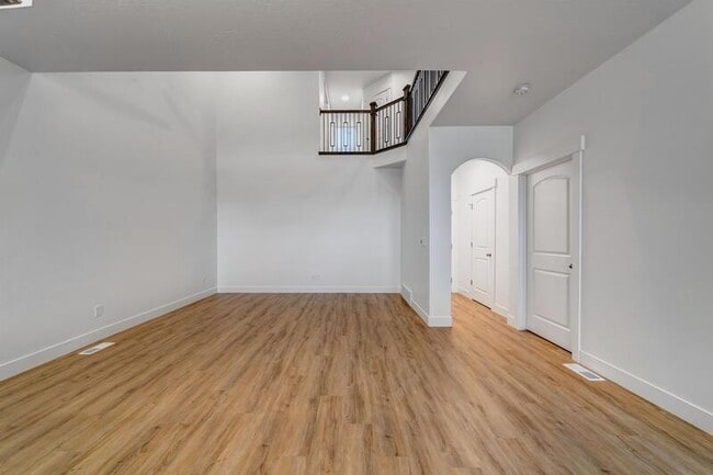 Building Photo - 3904 Hardman Way