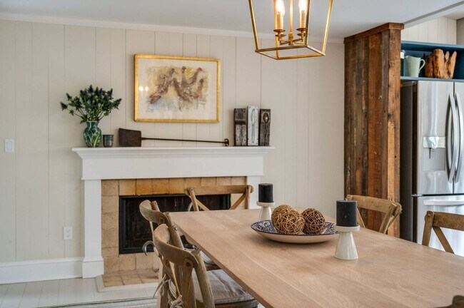 Building Photo - 62 Abrahams Landing Rd