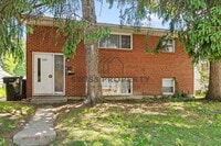 Building Photo - 1549 Oakland Park Ave