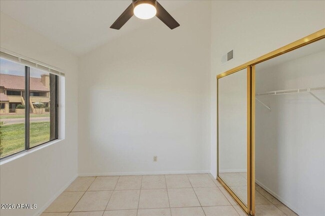 Building Photo - 4901 S Calle Los Cerros Dr