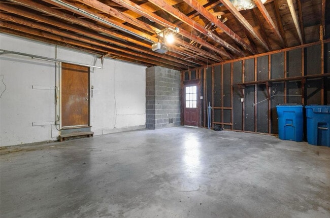 Building Photo - 2408 Park Ave
