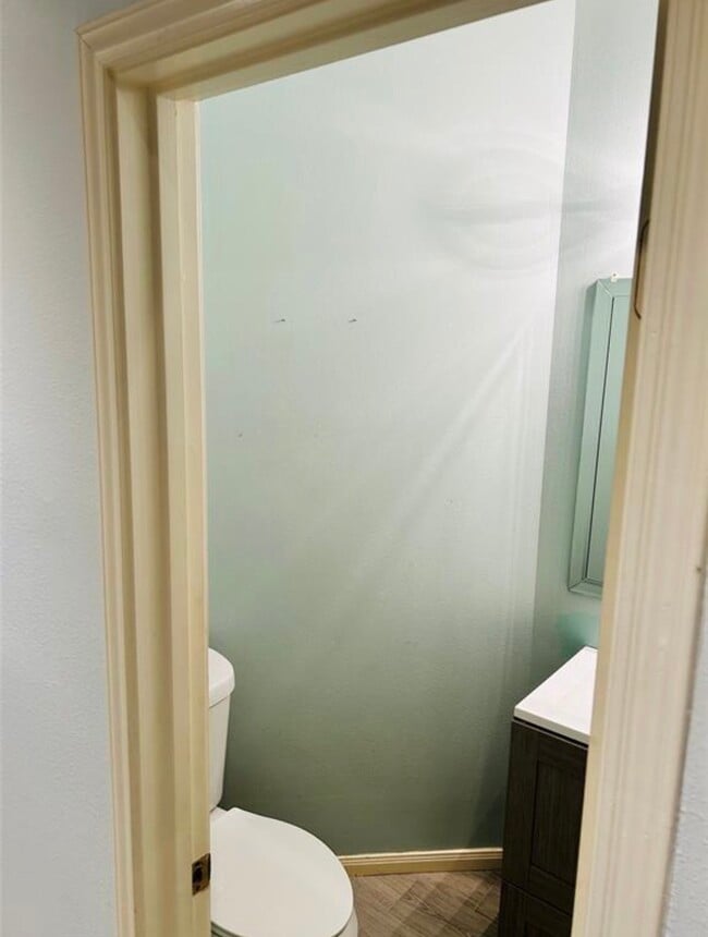 Building Photo - 9539 Still Cove Ln