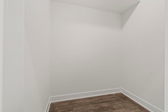 Building Photo - 1244 S 20th St