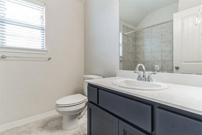 Building Photo - 4425 Shady Hl Ln